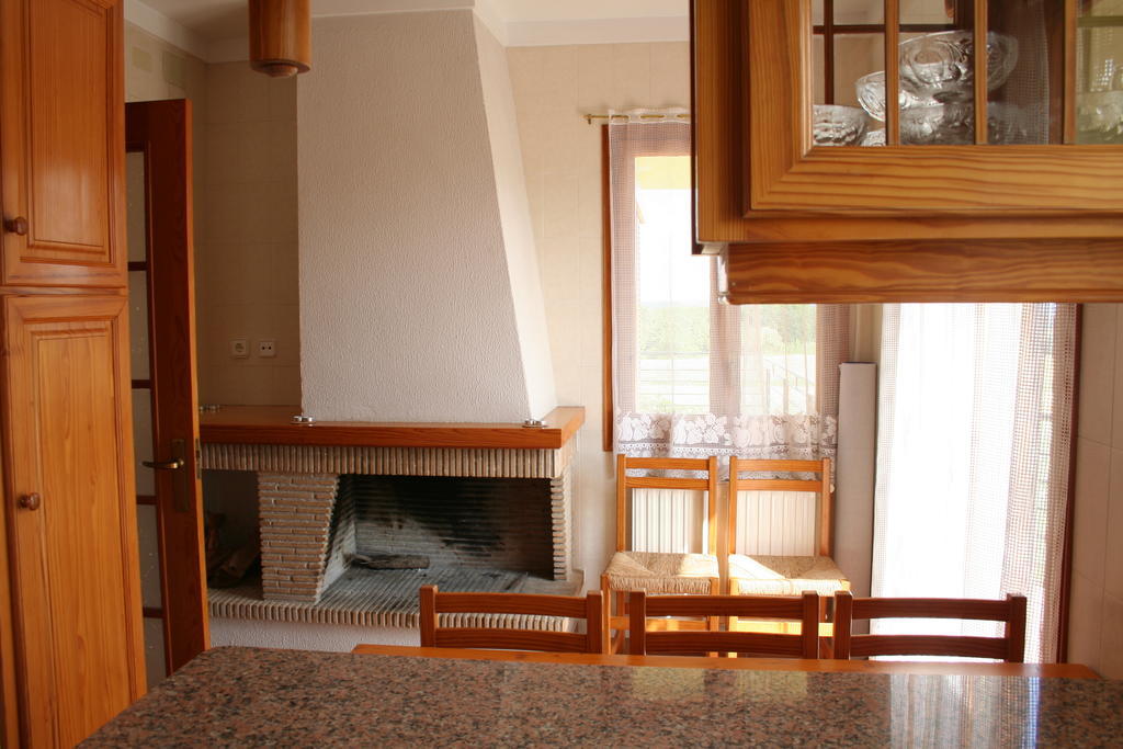 Can Quilis Guest House Pontos Bilik gambar